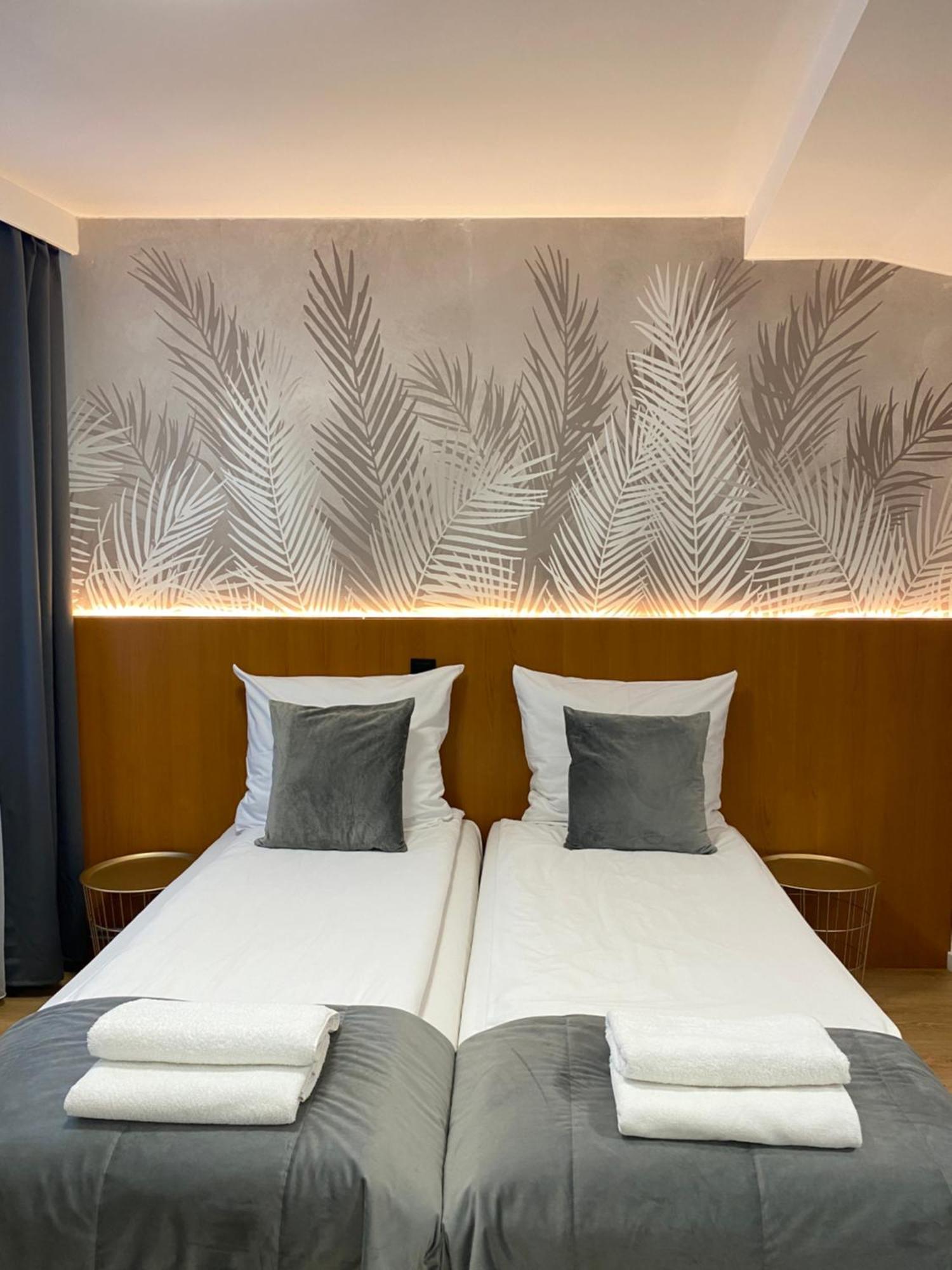 Cube House Aparthotel คราคูฟ ภายนอก รูปภาพ